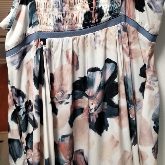 Vera Wang Sundress - Picture 2 of 3